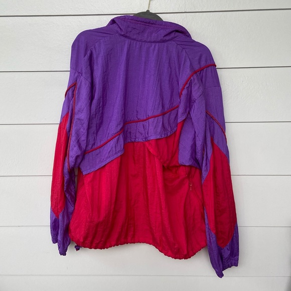 Nike Retro 90s Colorblock Asymmetrical Windbreaker - Picture 11 of 12